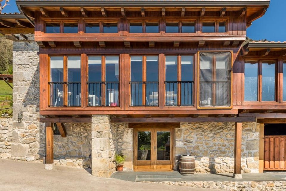 Property building, Facade/entrance