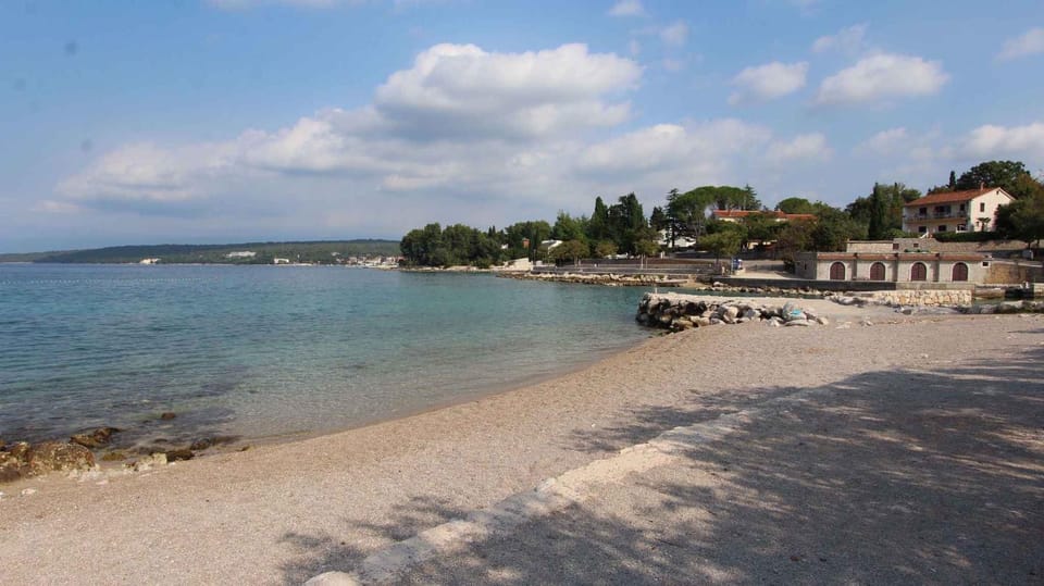 Nearby landmark, Summer, Beach