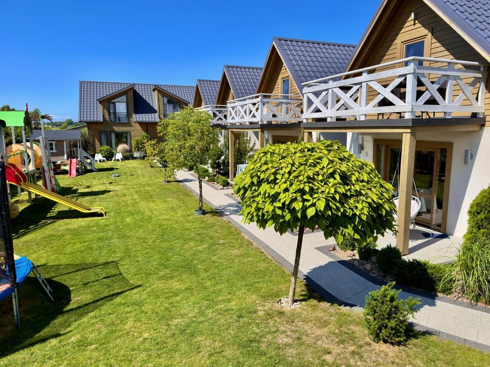 Property building, Natural landscape, Garden, Garden view