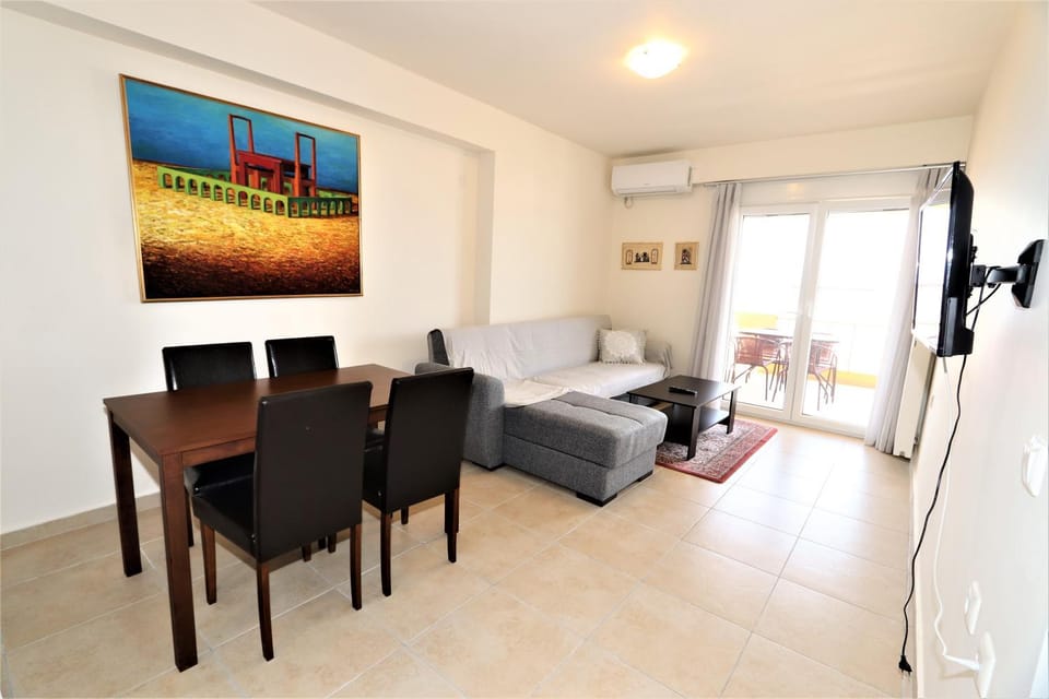 Dolphins Apartments Apartment in Euboea