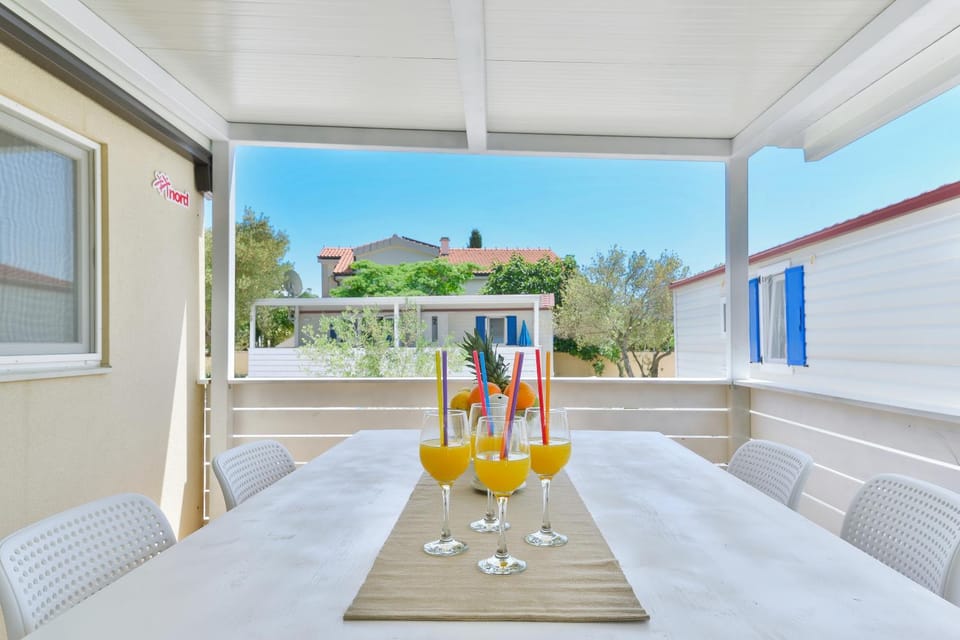 Mobile house Nord 2 Laguna Campground/ 
RV Resort in Šibenik-Knin County, Croatia