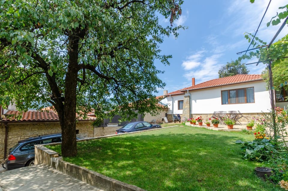 Property building, Garden