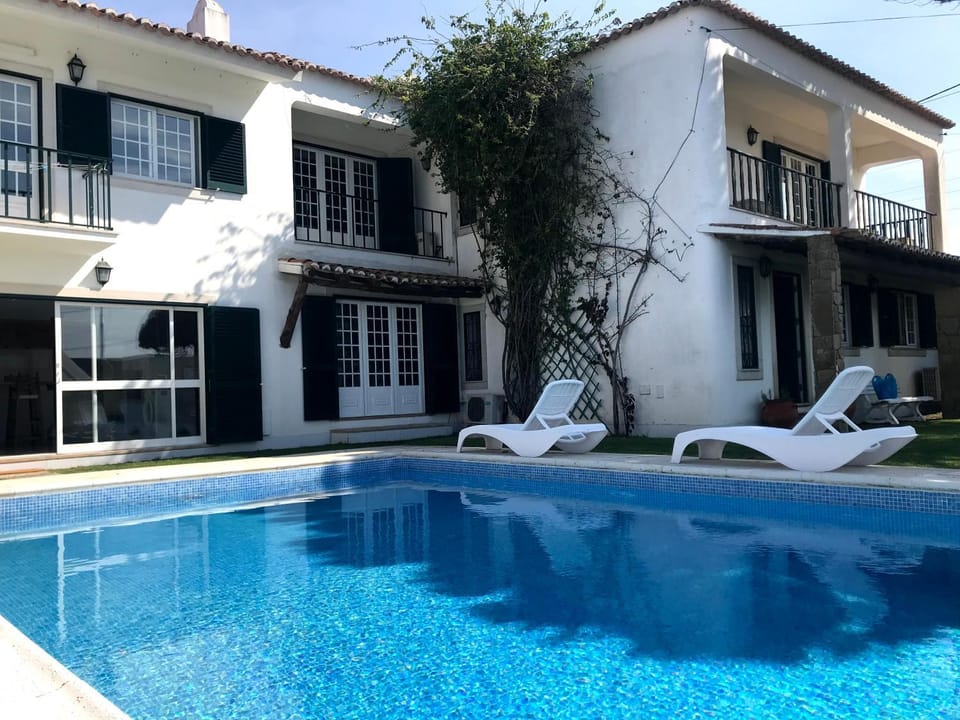 Patio, Balcony/Terrace, Pool view, Swimming pool, sunbed