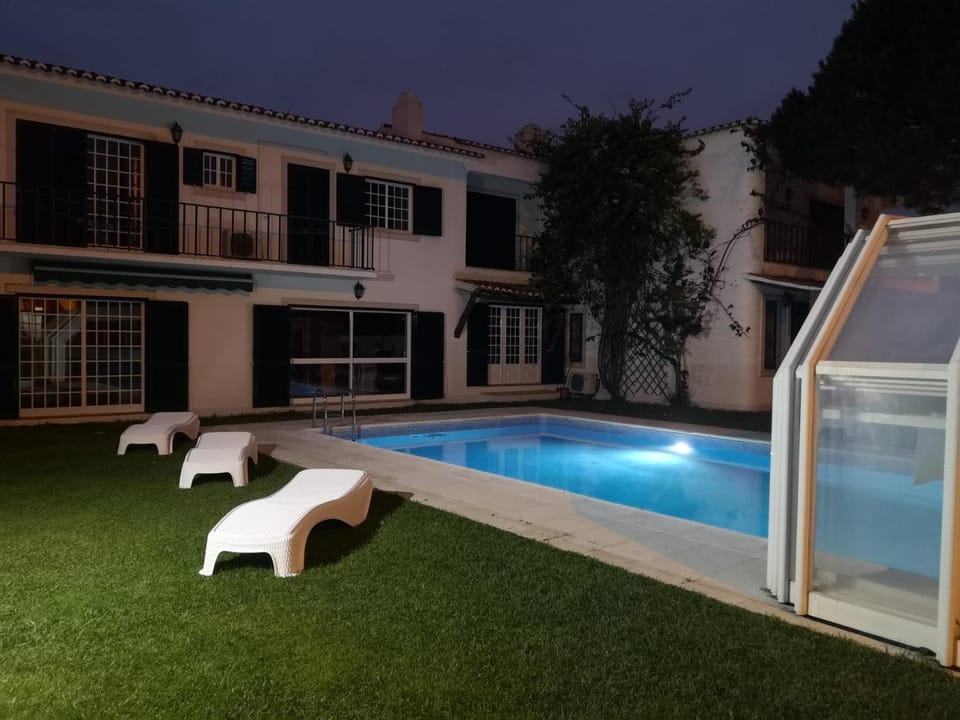 Patio, Off site, Night, Balcony/Terrace, Swimming pool, Swimming pool, sunbed