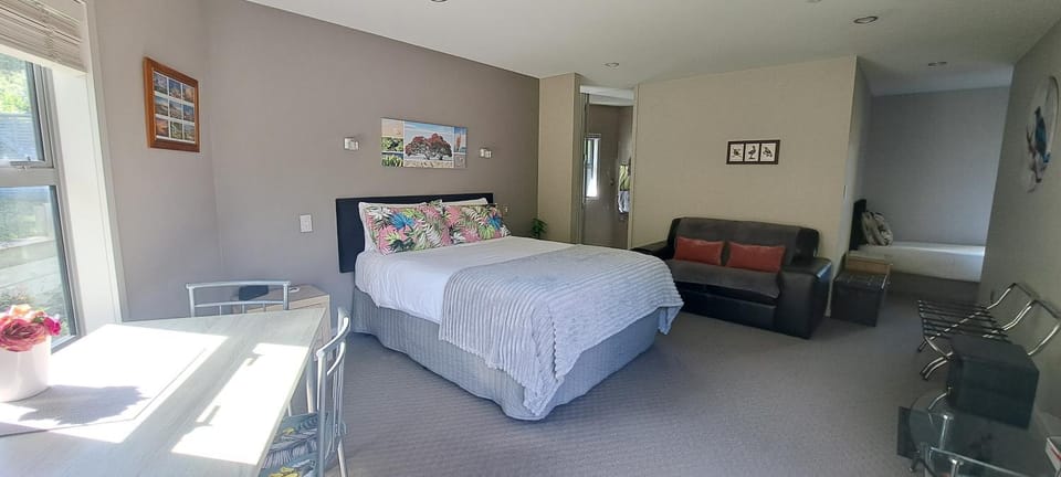 Hidden Gem in Oaklands Bed and Breakfast in Napier