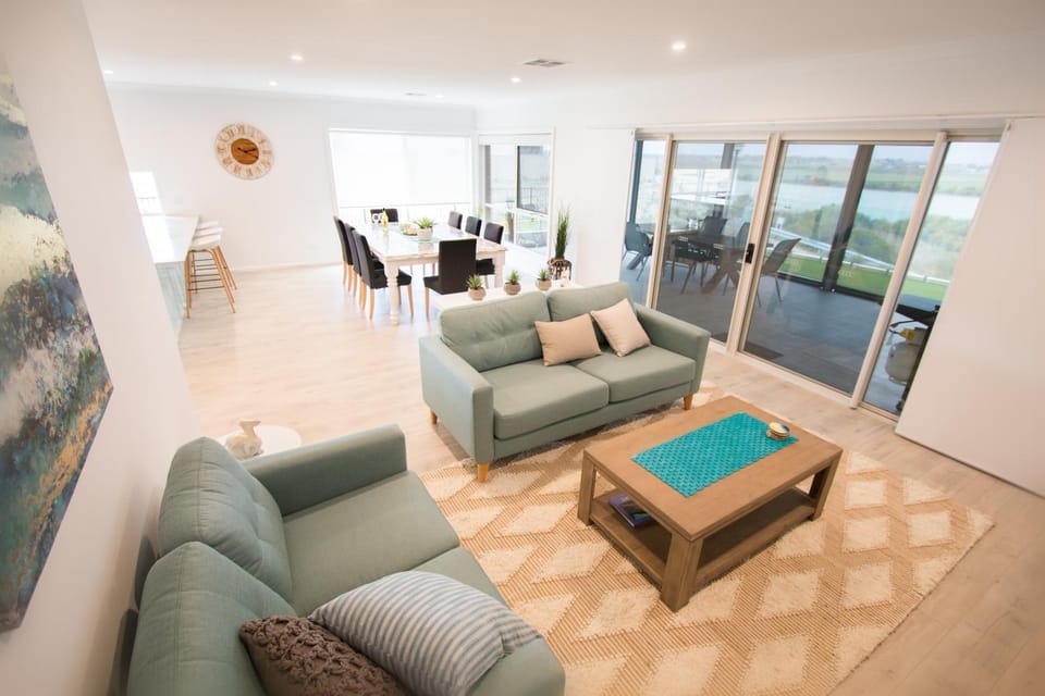 Living room, Lounge or bar, Seating area