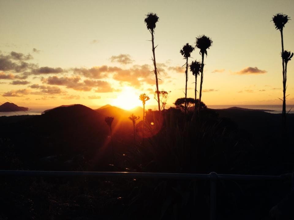 Nearby landmark, Natural landscape, Sunrise