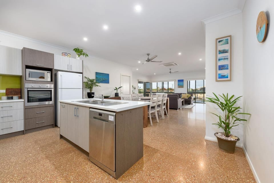 1 Kestrel Place - Jetty House in Exmouth