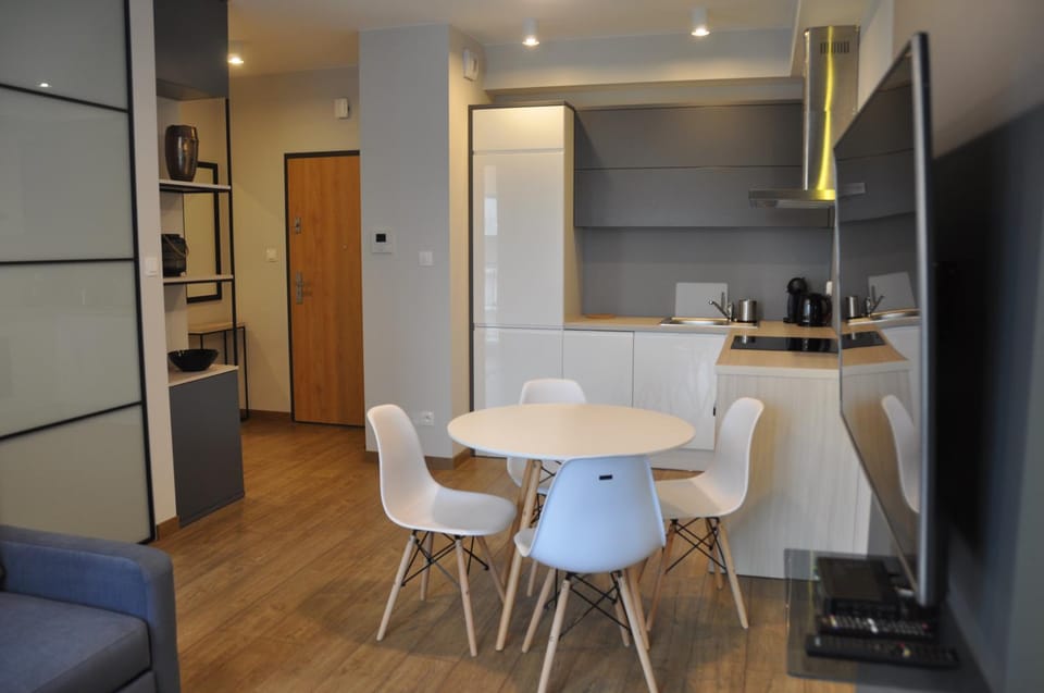 Kitchen or kitchenette, Living room, Dining area