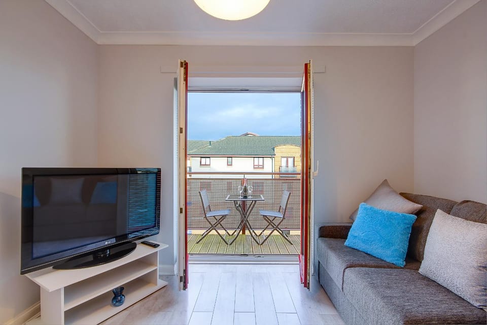 TV and multimedia, Balcony/Terrace