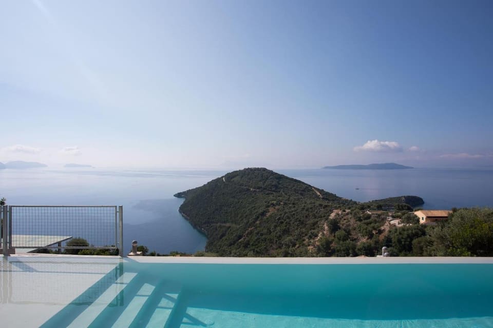 Natural landscape, Sea view, Swimming pool