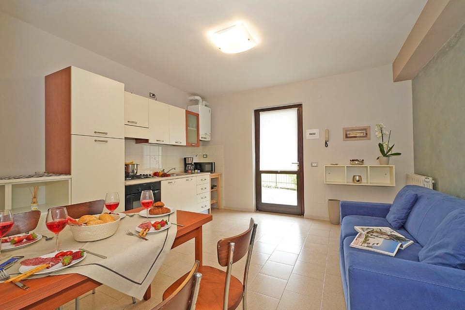 Kitchen or kitchenette, Living room, Dining area