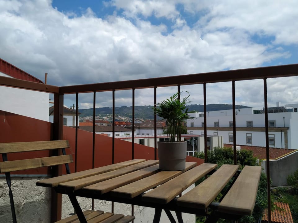 Balcony/Terrace, On site, City view, Mountain view