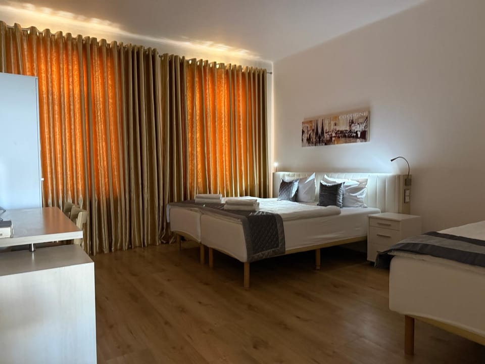 Pensionlien2 Bed and Breakfast in Leipzig