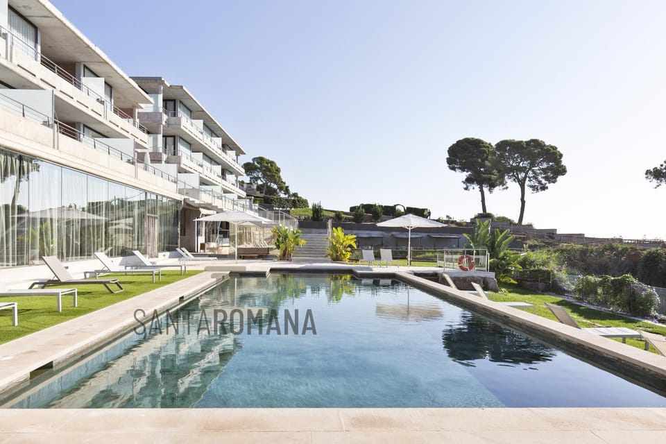 Property building, Day, Natural landscape, Garden, Garden view, Pool view, Swimming pool