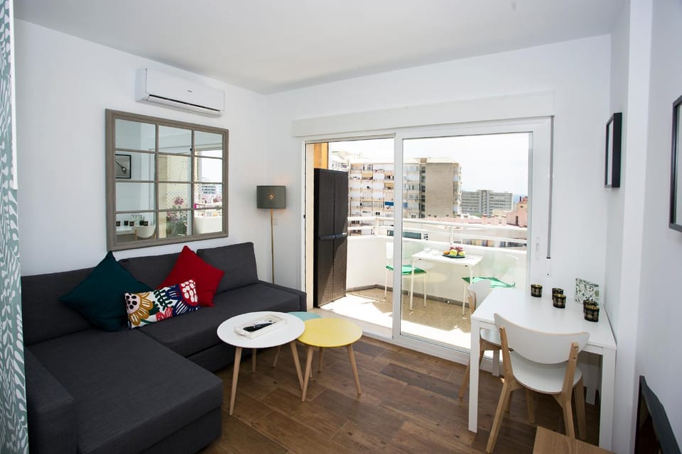 MONKÓ LOVELY, QUIET & CENTER SEA VIEWS o Apartment in Torremolinos