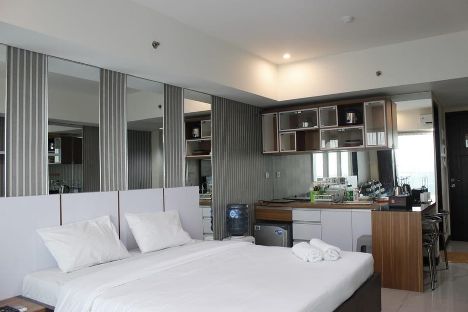 Bright Studio @ Tamansari La Grande Apartment By Travelio Apartment in Bandung