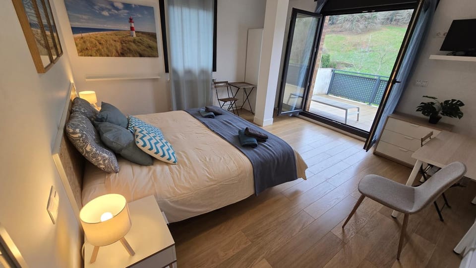 Balcony/Terrace, Bedroom