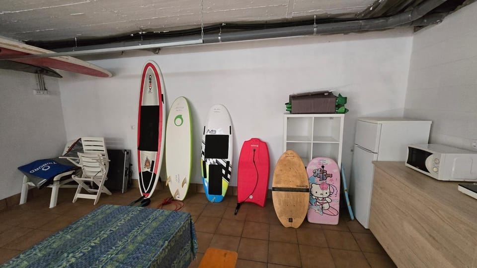 Laga Blue Surf House in Basque Country