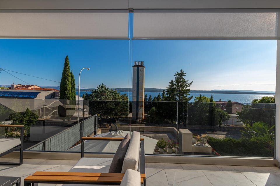 Day, Natural landscape, View (from property/room), Balcony/Terrace, Seating area, Sea view
