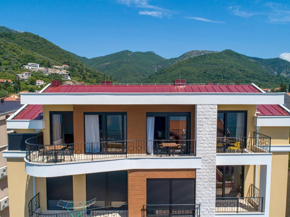 Sealine Apartments A1 Apartment in Kotor Municipality