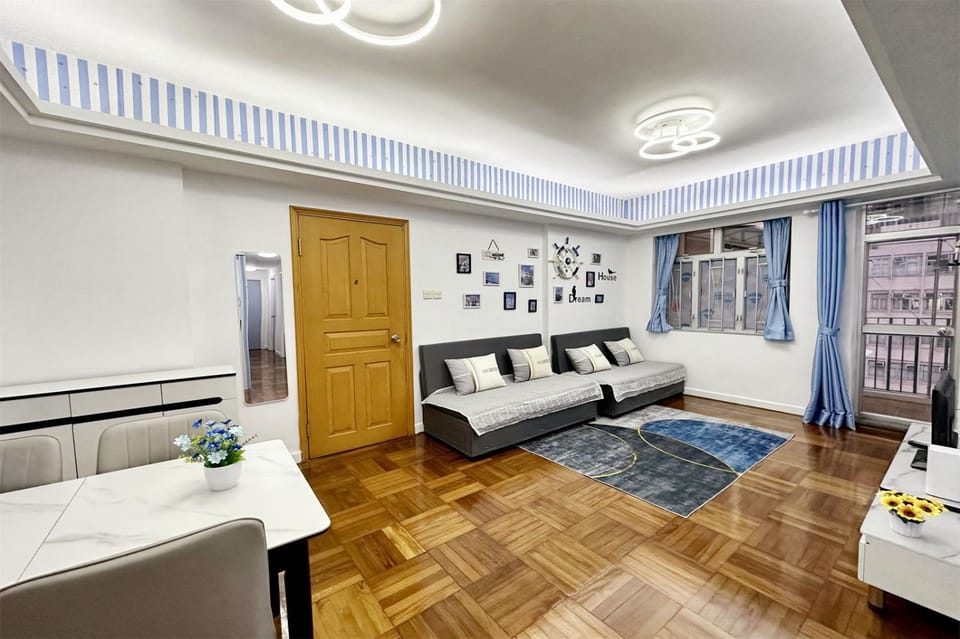 Fantastic Queen beds, 4Rms beside MTR grand 14ppls 2 bathrm Apartment in Hong Kong
