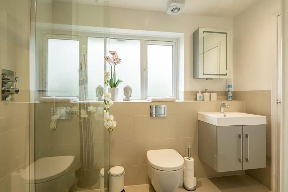 Delightful CENTRAL Duplex - 2 Mins To Station Apartment in Cambridge