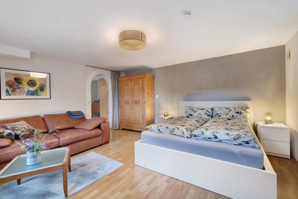 Living room, Bedroom