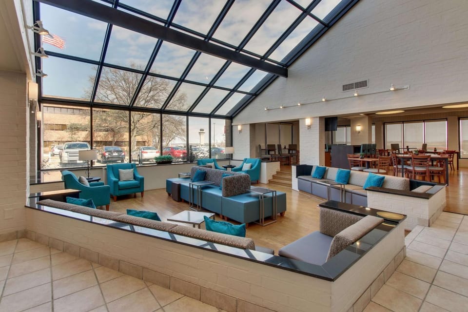 Lobby or reception, On site