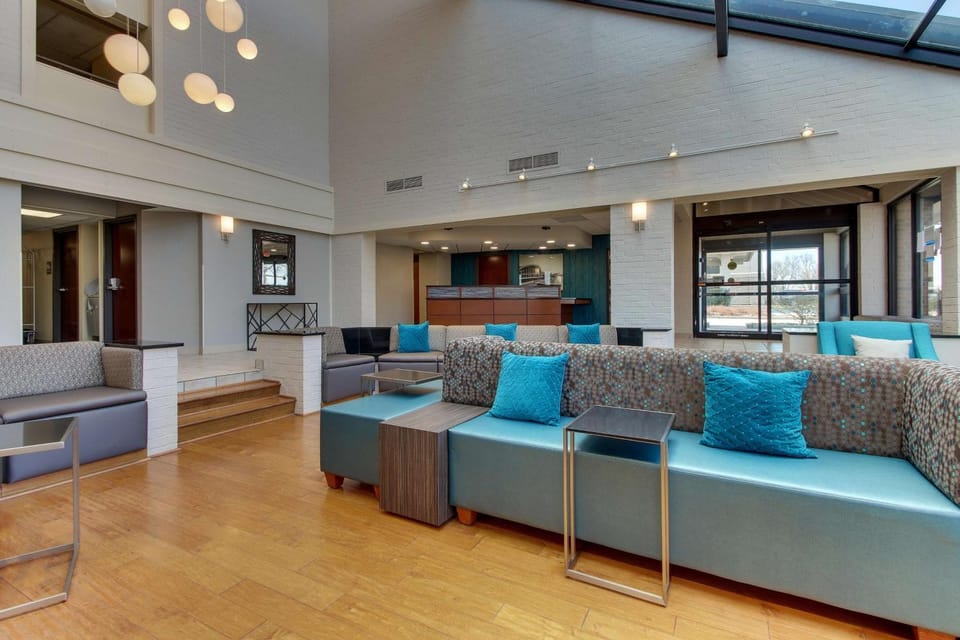 Lobby or reception, On site