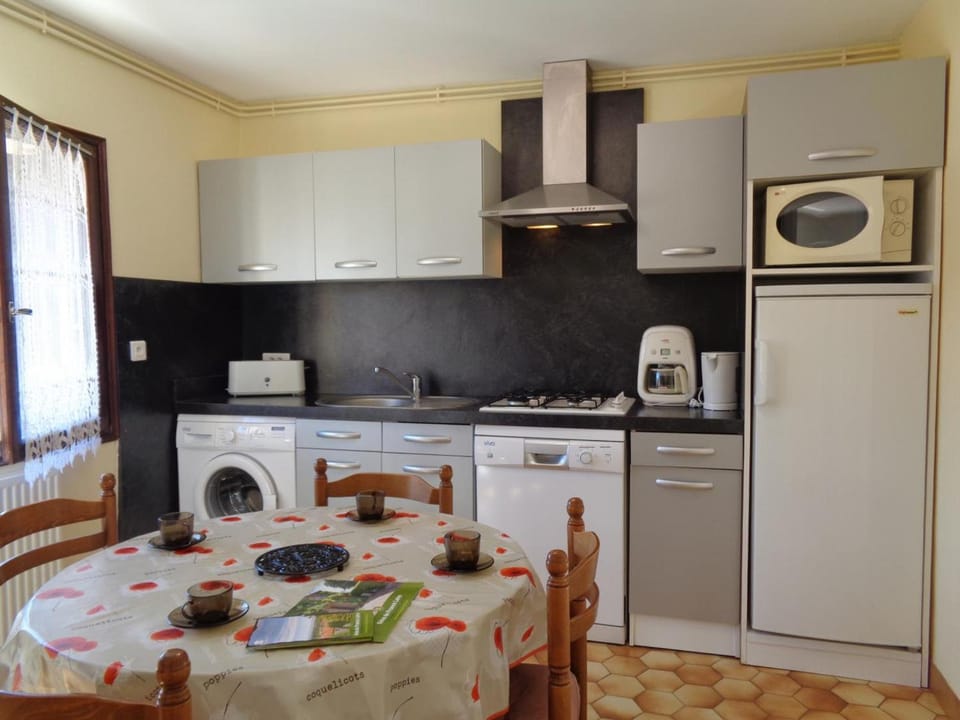 Gîte nature au Parc du Pilat, animaux acceptés - FR-1-496-103 House in Auvergne-Rhône-Alpes