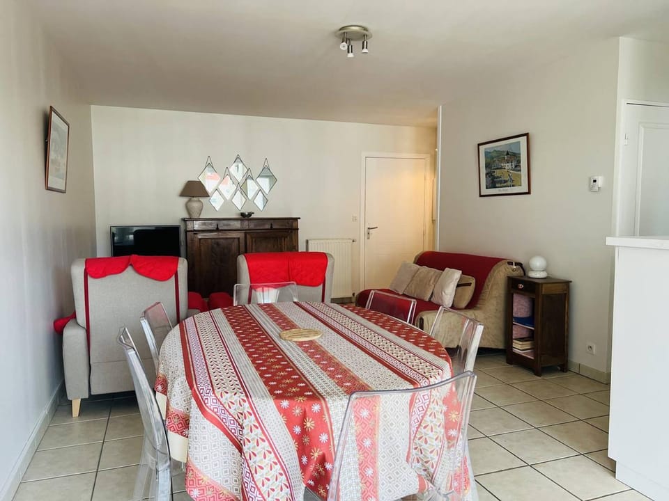 T2 à Cambo-les-Bains avec Accès Internet et Parking - FR-1-495-9 Apartment in French Basque Country