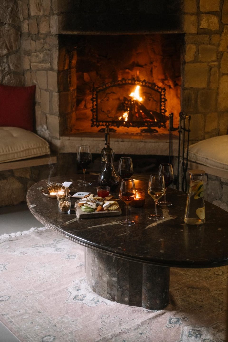 Food and drinks, fireplace
