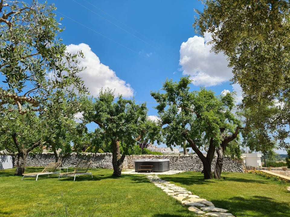 Trulli Nannì Bed and Breakfast in Province of Taranto