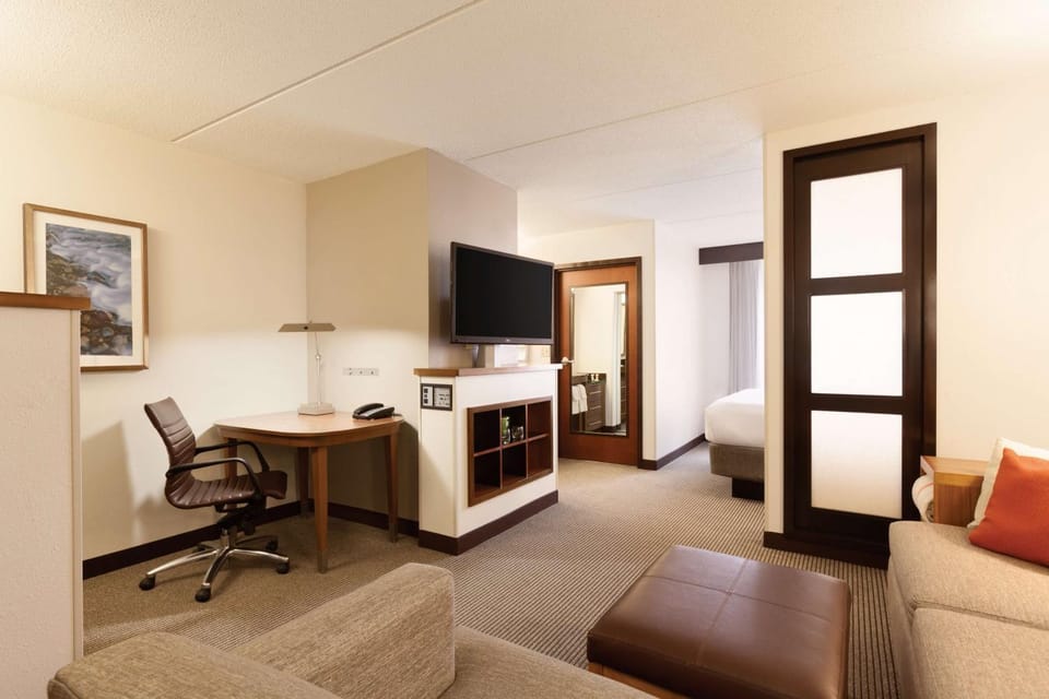 Photo of the whole room, On site