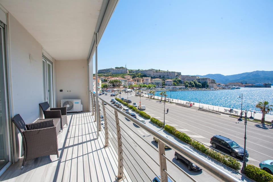 Balcony/Terrace, City view, Sea view