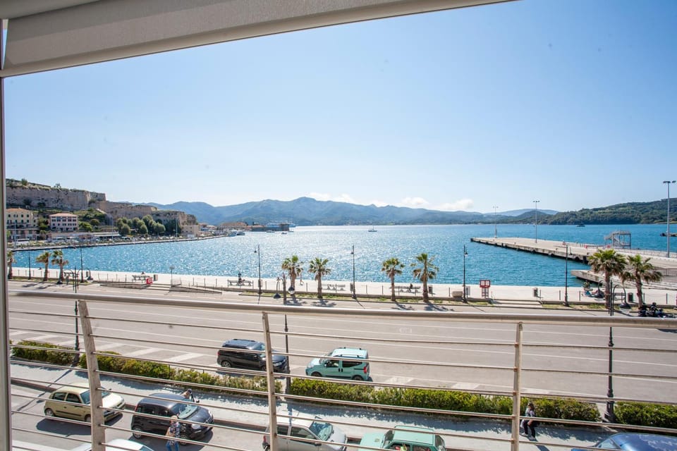 Nearby landmark, Natural landscape, Sea view, Shopping Area