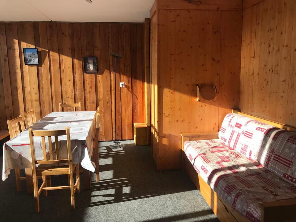 Appartement 3 pièces 7 pers, Arc 1600, ski aux pieds, avec Wifi - FR-1-411-325 Apartment in Bourg-Saint-Maurice