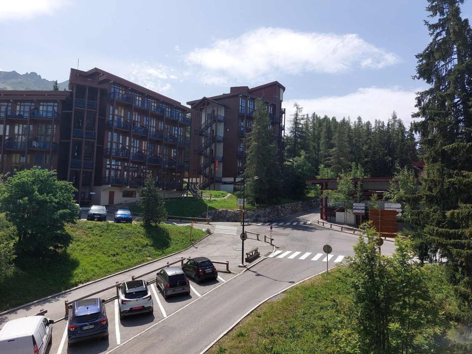 Duplex rénové, animaux admis, pour 5 personnes près pistes et commerces - FR-1-411-404 Apartment in Landry