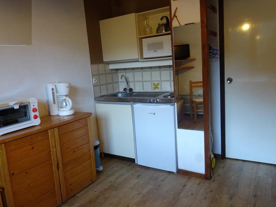 Studio 3 personnes avec piscine et animaux admis à Bourg-Saint-Maurice - FR-1-411-445 Apartment in La Plagne-Tarentaise