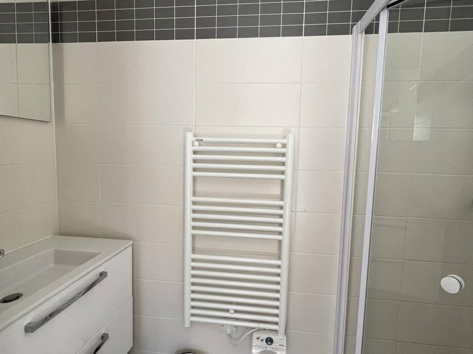 T1 bis avec Terrasse, Parking, WiFi et Animaux admis à Cambo-les-Bains - FR-1-495-12 Apartment in French Basque Country