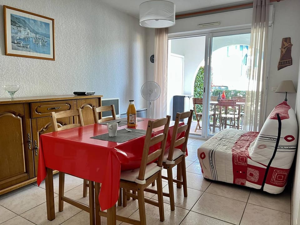 Appartement RDC à Cambo-les-Bains, terrasse, animaux acceptés - FR-1-495-13 Apartment in French Basque Country