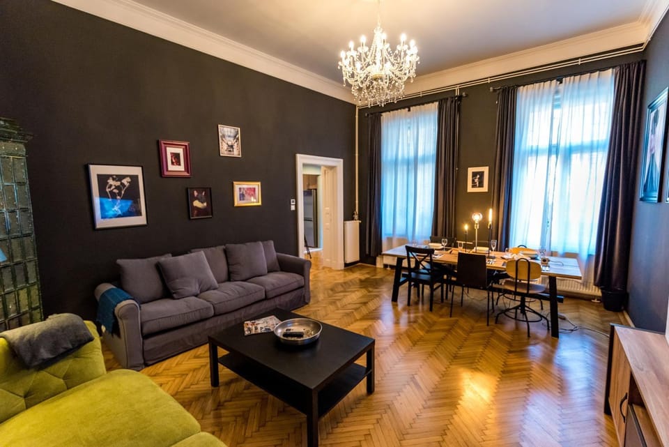 R38 - Artists luxury home Apartment in Budapest