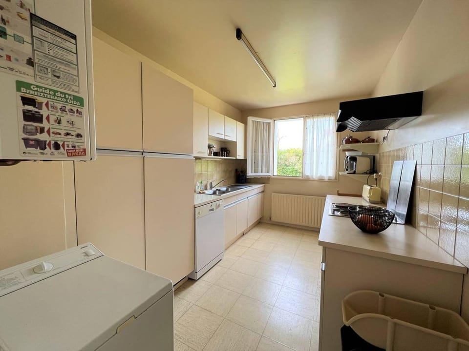 Appartement T3 à Cambo-les-Bains avec Wifi, Animaux Acceptés - 4 Couchages - FR-1-495-54 Apartment in French Basque Country