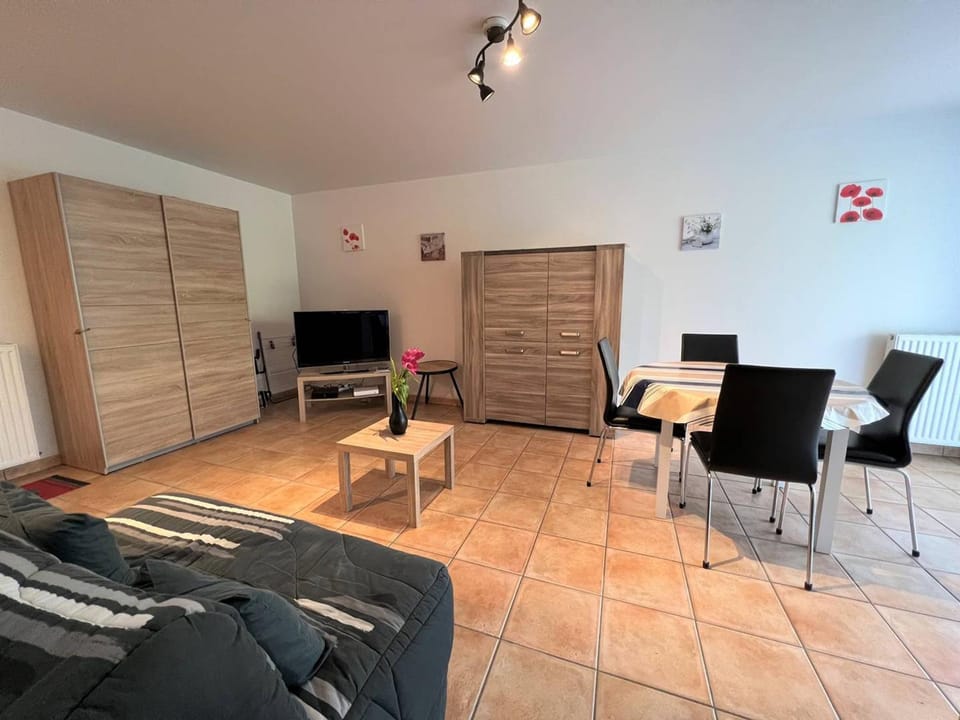 T2 à Cambo-les-Bains avec parking et internet - FR-1-495-57 Apartment in French Basque Country