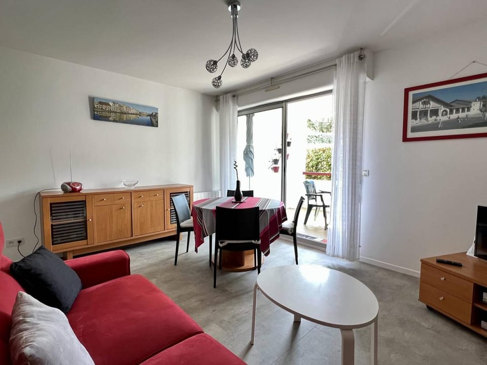 Appartement 2 pers. RDC à Cambo-les-Bains avec Internet et Animaux admis - FR-1-495-62 Apartment in French Basque Country
