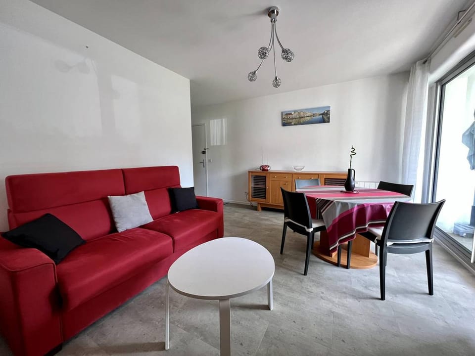 Appartement 2 pers. RDC à Cambo-les-Bains avec Internet et Animaux admis - FR-1-495-62 Apartment in French Basque Country