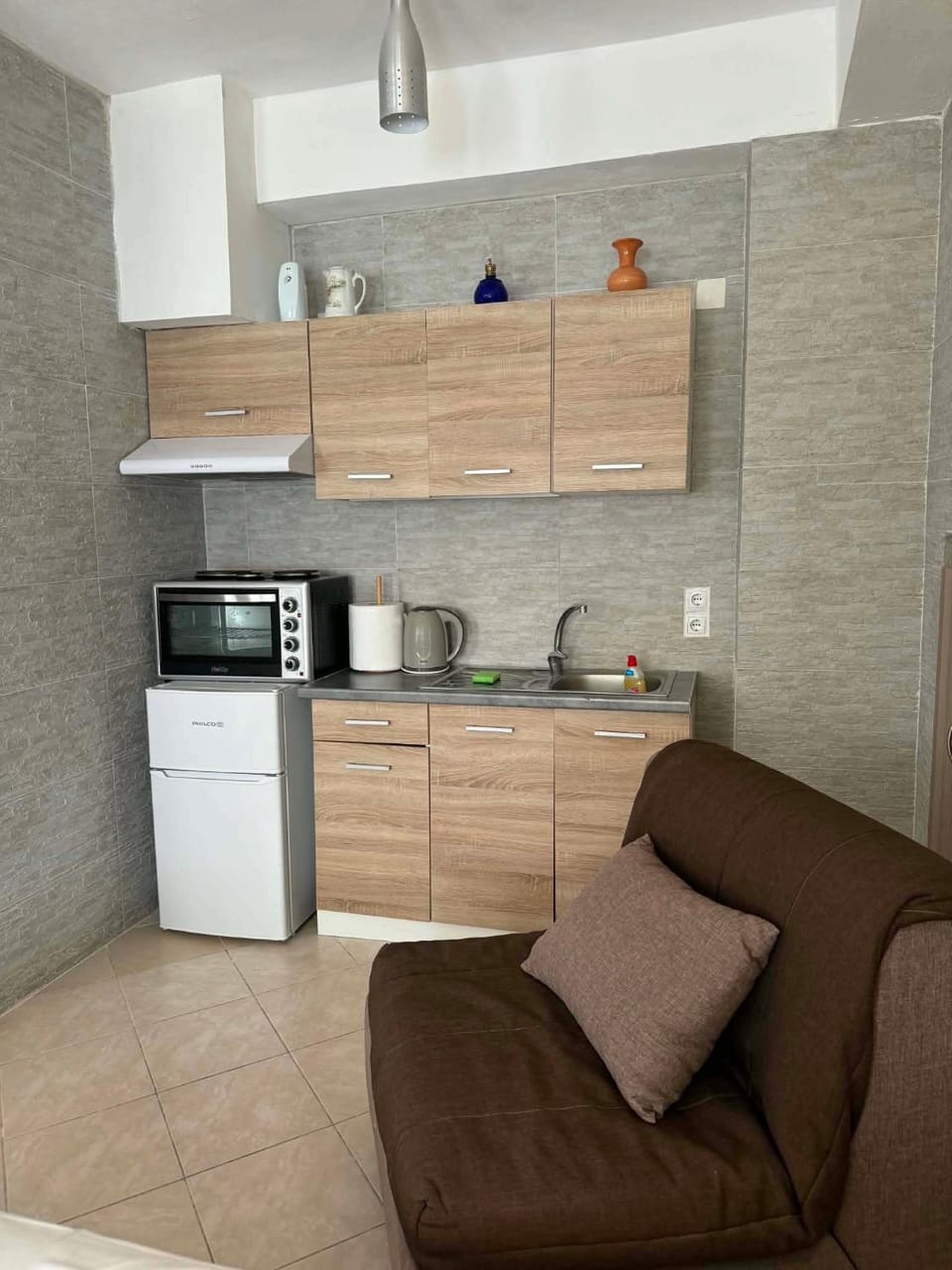 Coffee/tea facilities, Kitchen or kitchenette, minibar, oven, stove, toaster