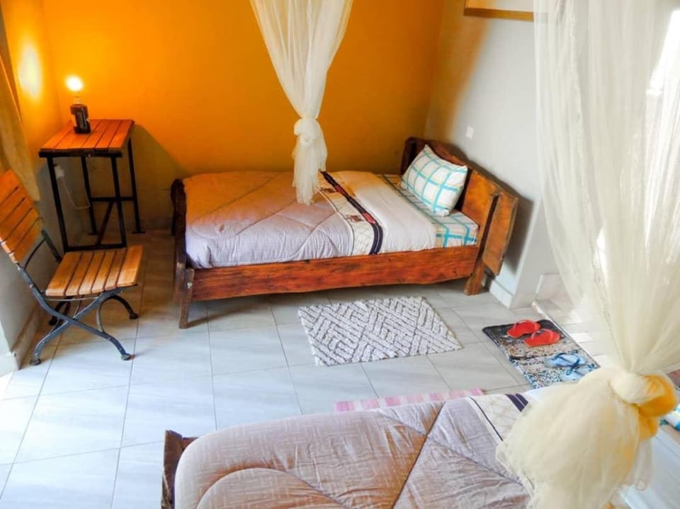 Mondi Lodge Kisoro Bed and Breakfast in Uganda