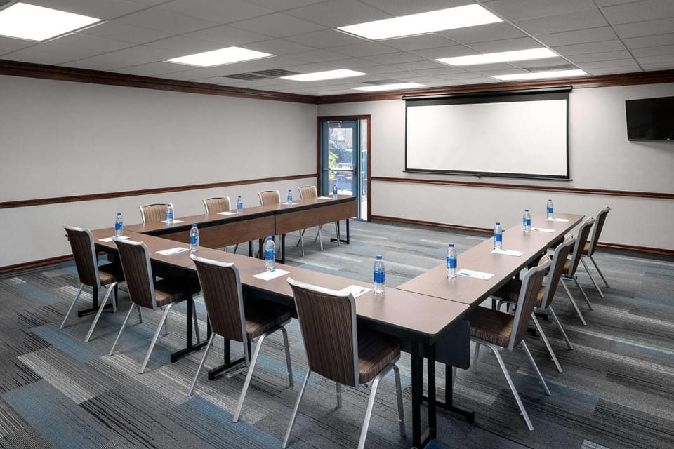 Meeting/conference room